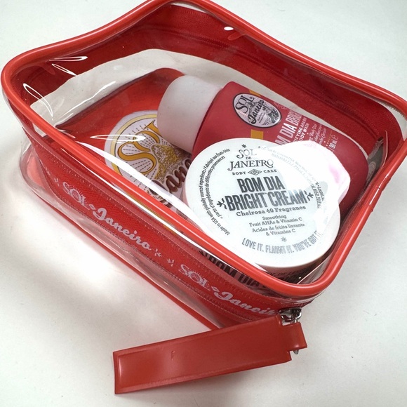 Sol de Janeiro Bom Dia Bright Body Wash Set - Red and White - Picture 5 of 5